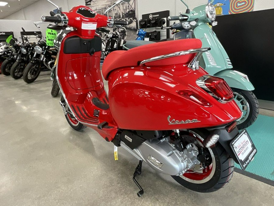 2026 Vespa Primavera 150 RED
