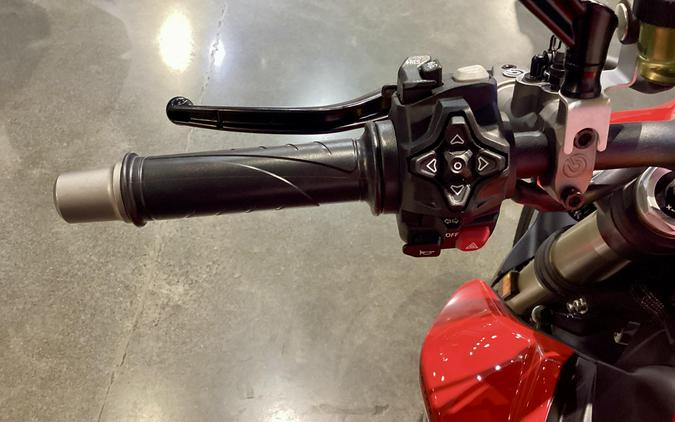 2026 Ducati Streetfighter V2