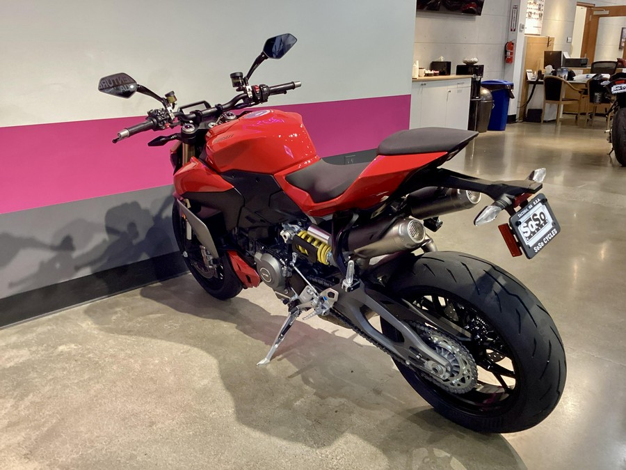 2026 Ducati Streetfighter V2
