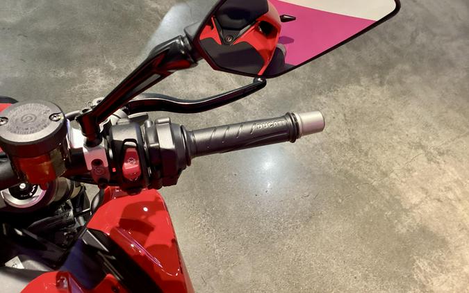 2026 Ducati Streetfighter V2