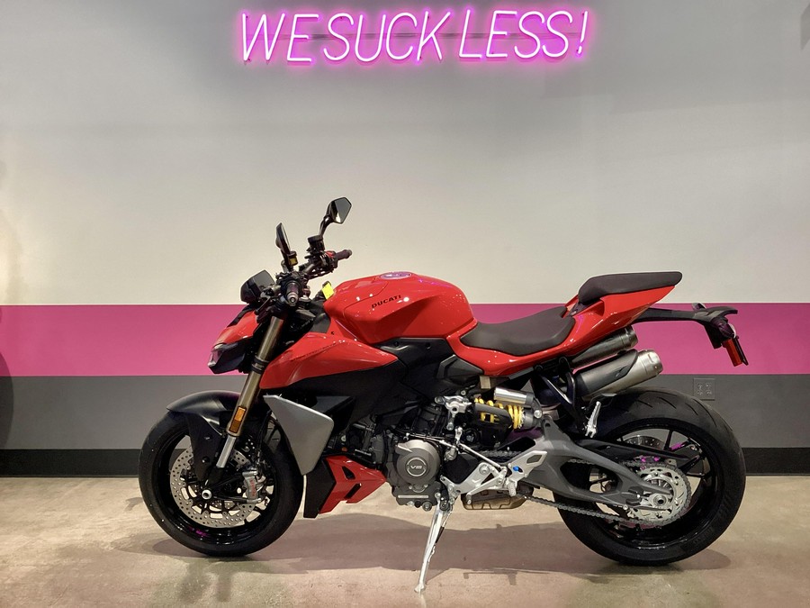 2026 Ducati Streetfighter V2