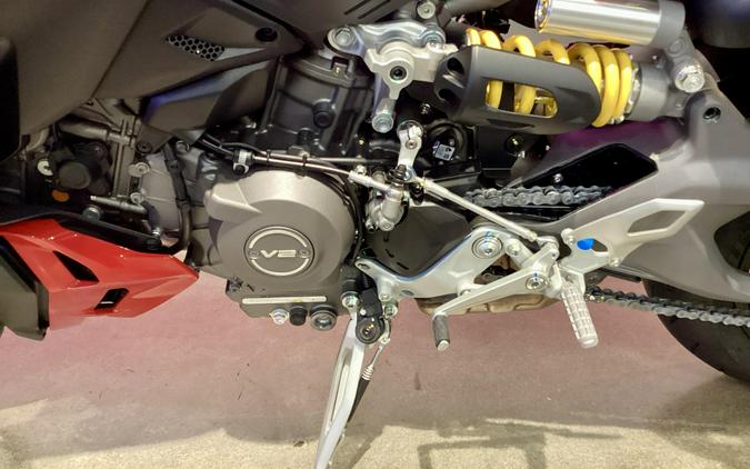 2026 Ducati Streetfighter V2