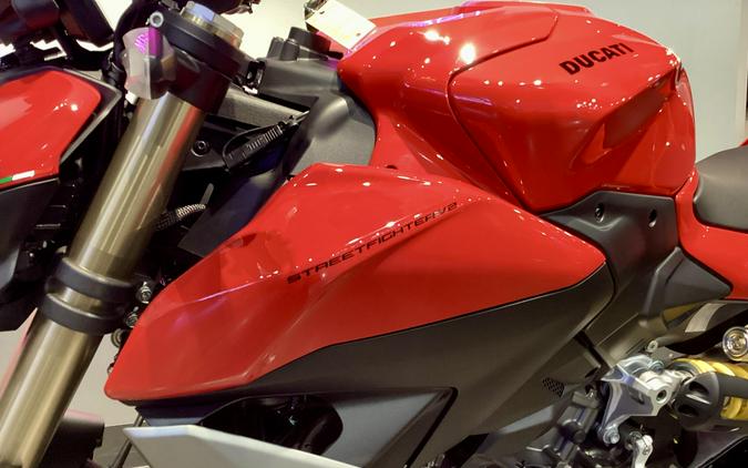 2026 Ducati Streetfighter V2