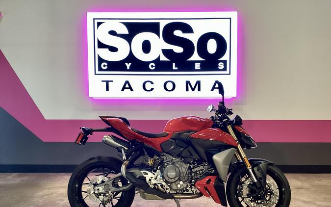 2026 Ducati Streetfighter V2