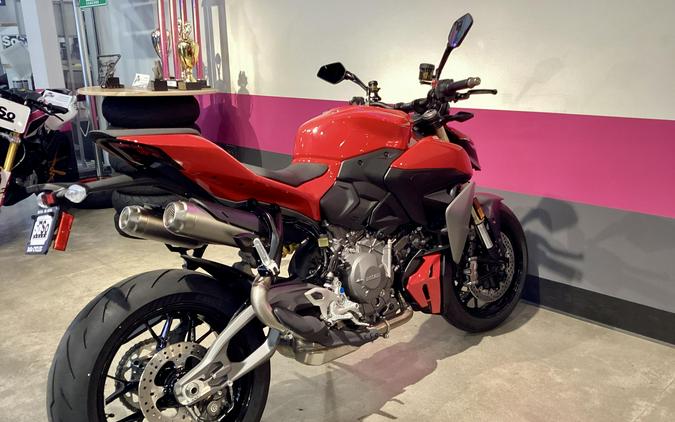 2026 Ducati Streetfighter V2