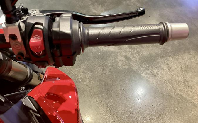 2026 Ducati Streetfighter V2