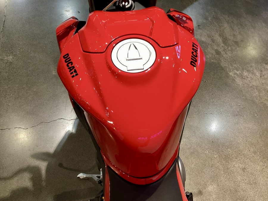 2026 Ducati Streetfighter V2