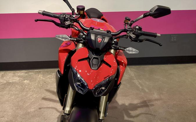2026 Ducati Streetfighter V2