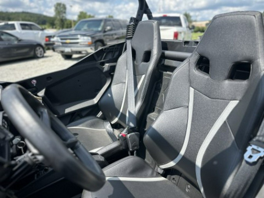 2026 Can-Am Commander DPS 1000R