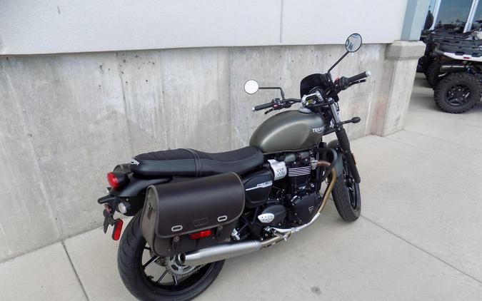 2019 Triumph Street Twin Jet Black