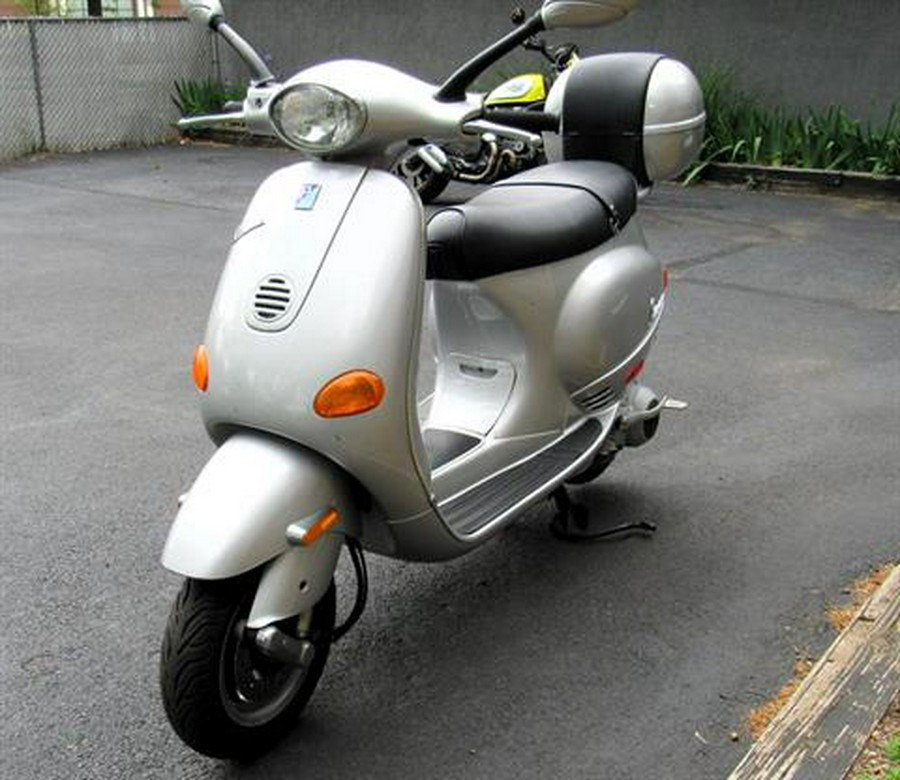 2002 Vespa ET4