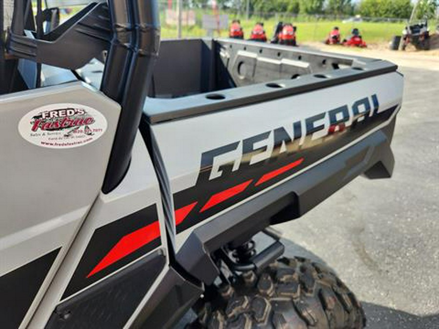 2025 Polaris General 1000 Sport