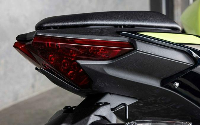 2026 Kawasaki Ninja 500 ABS Metallic Yellowish Green/Ebony