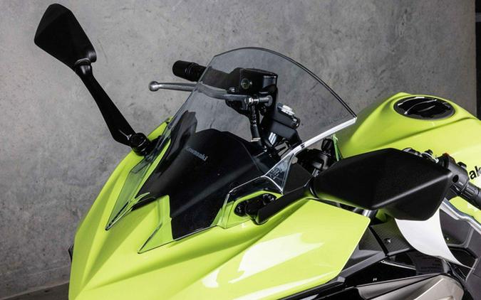 2026 Kawasaki Ninja 500 ABS Metallic Yellowish Green/Ebony
