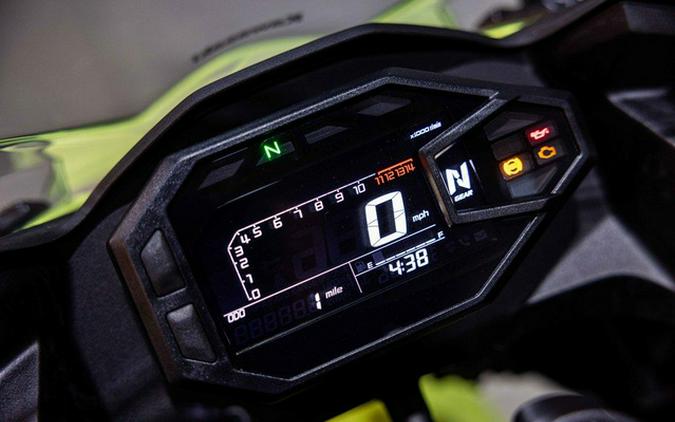 2026 Kawasaki Ninja 500 ABS Metallic Yellowish Green/Ebony