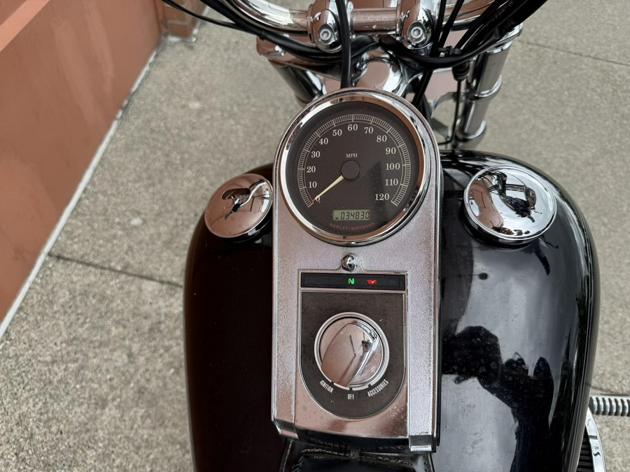 Harley-Davidson® Softail® Custom Vivid Black