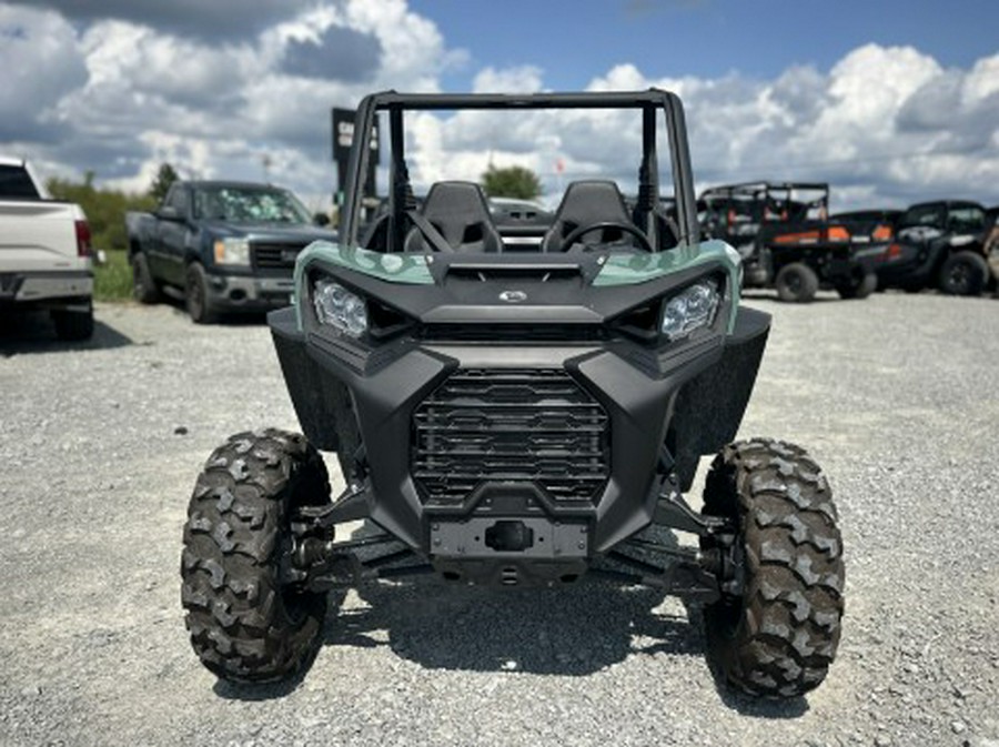 2026 Can-Am Commander DPS 1000R