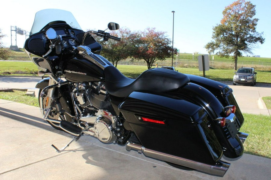 2017 Harley-Davidson® FLTRXS - Road Glide® Special