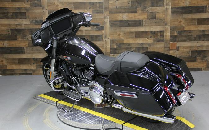 2024 Harley-Davidson Street Glide® Vivid Black