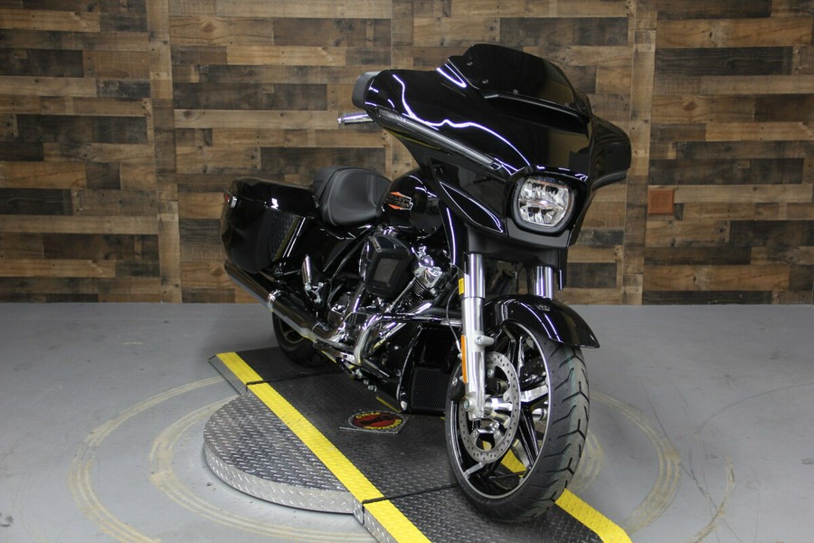 2024 Harley-Davidson Street Glide® Vivid Black