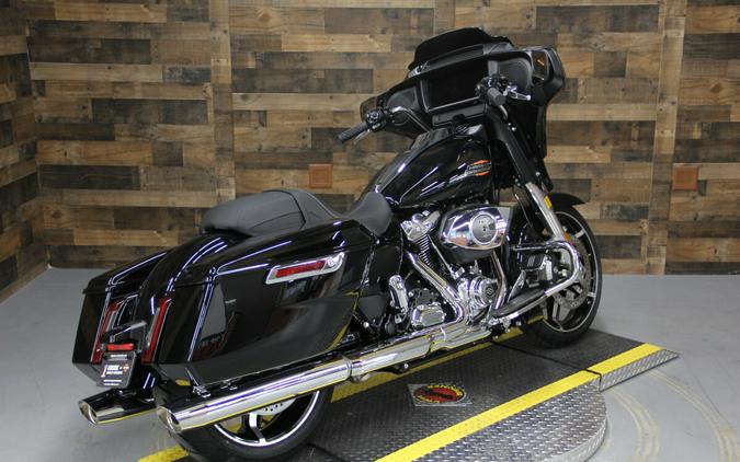 2024 Harley-Davidson Street Glide® Vivid Black