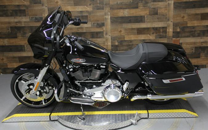 2024 Harley-Davidson Street Glide® Vivid Black