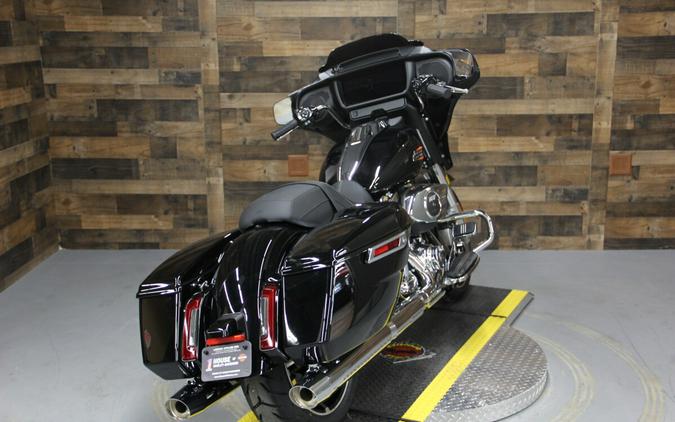 2024 Harley-Davidson Street Glide® Vivid Black