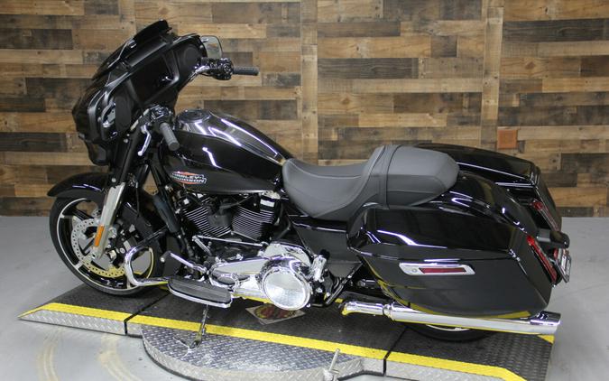 2024 Harley-Davidson Street Glide® Vivid Black