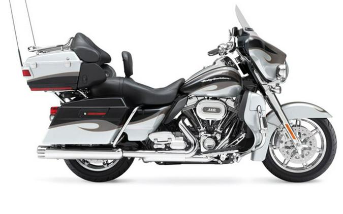 2013 Harley-Davidson FLHTCUSE8 - CVO Ultra Classic Electra Glide