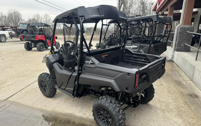2026 Honda Pioneer 700 Deluxe