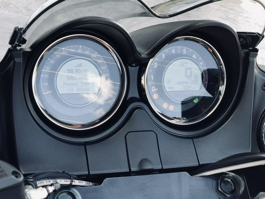 2017 Moto Guzzi MGX-21