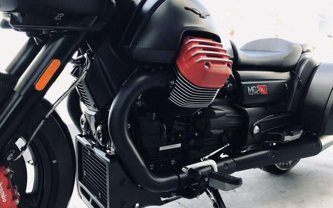 2017 Moto Guzzi MGX-21
