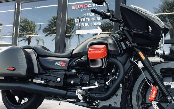 2017 Moto Guzzi MGX-21