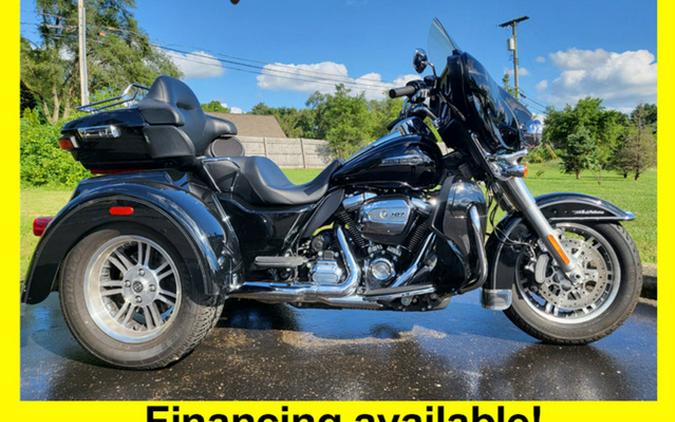 2017 Harley-Davidson FLHTCUTG - Tri Glide Ultra