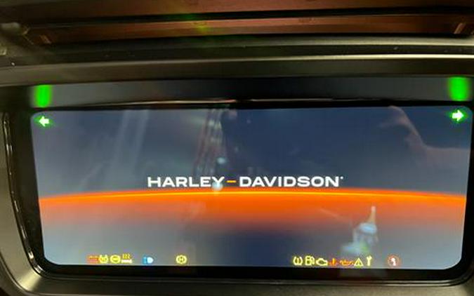 2025 Harley-Davidson Street Glide® Ultra