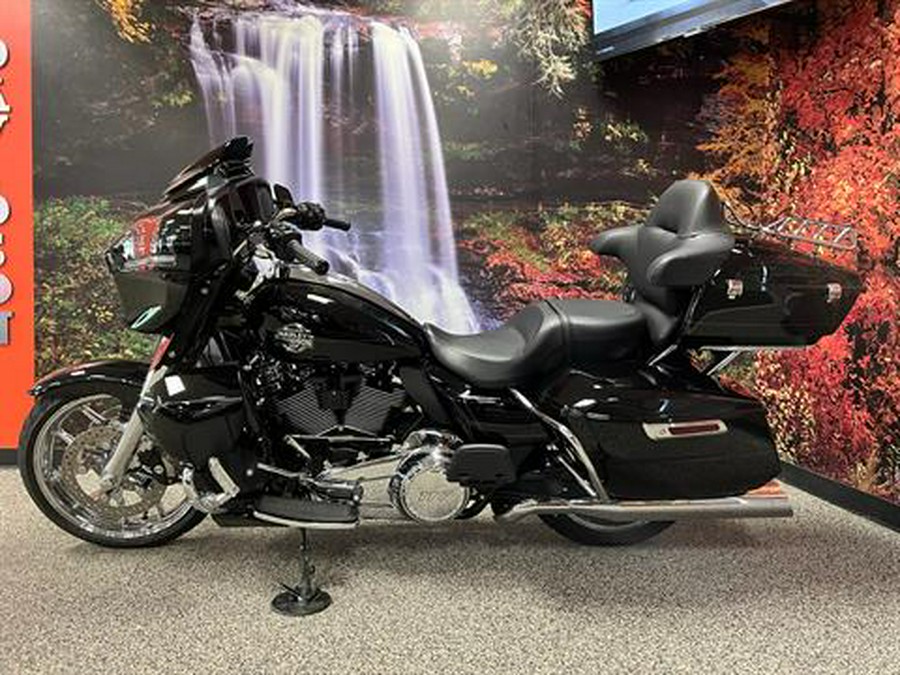 2025 Harley-Davidson Street Glide® Ultra