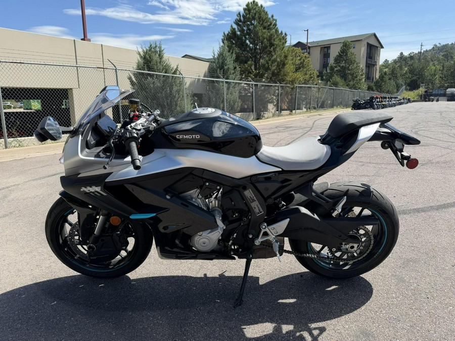 2026 CFMOTO 675SS