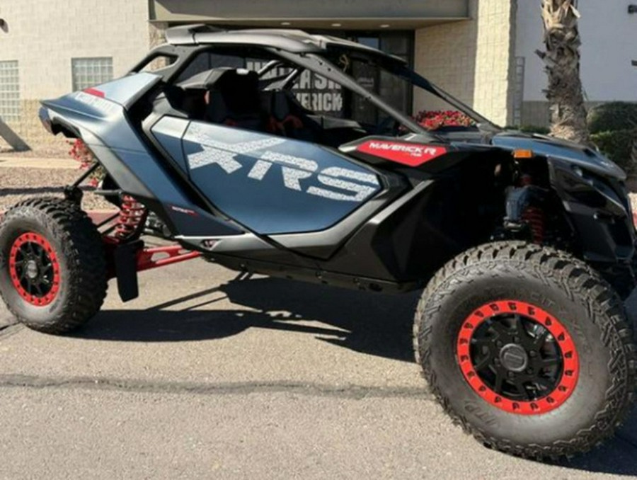 2026 Can-Am Maverick R X RS Dusty Navy
