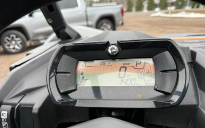 2025 Can-Am Maverick Trail DPS 700