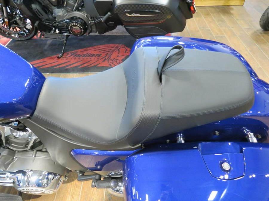 2023 Indian Motorcycle® Challenger® Limited Spirit Blue Metallic / Black Metallic