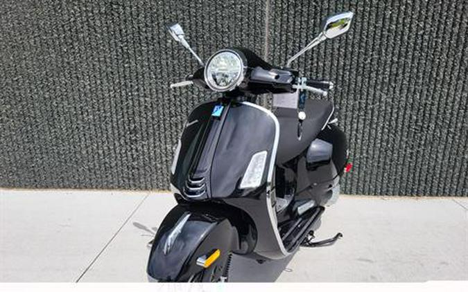 2023 Vespa GTS Super 300