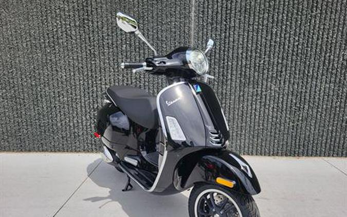 2023 Vespa GTS Super 300