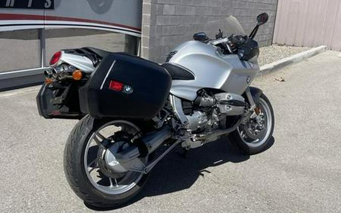 2002 BMW R1100S