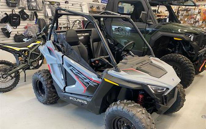 2024 Polaris RZR 200 EFI