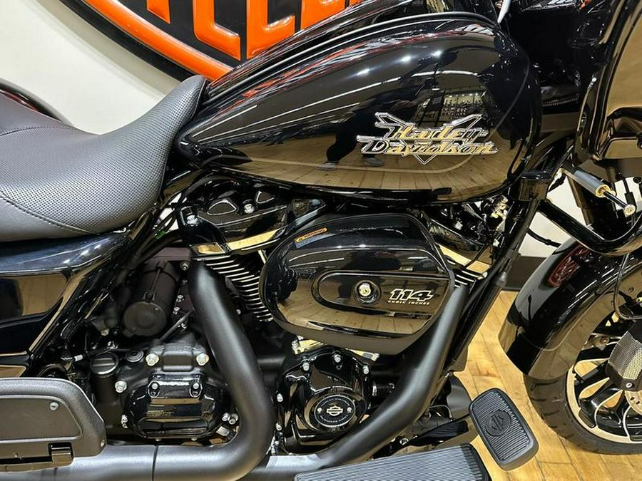 2024 Harley-Davidson® FLTRT - Road Glide® 3