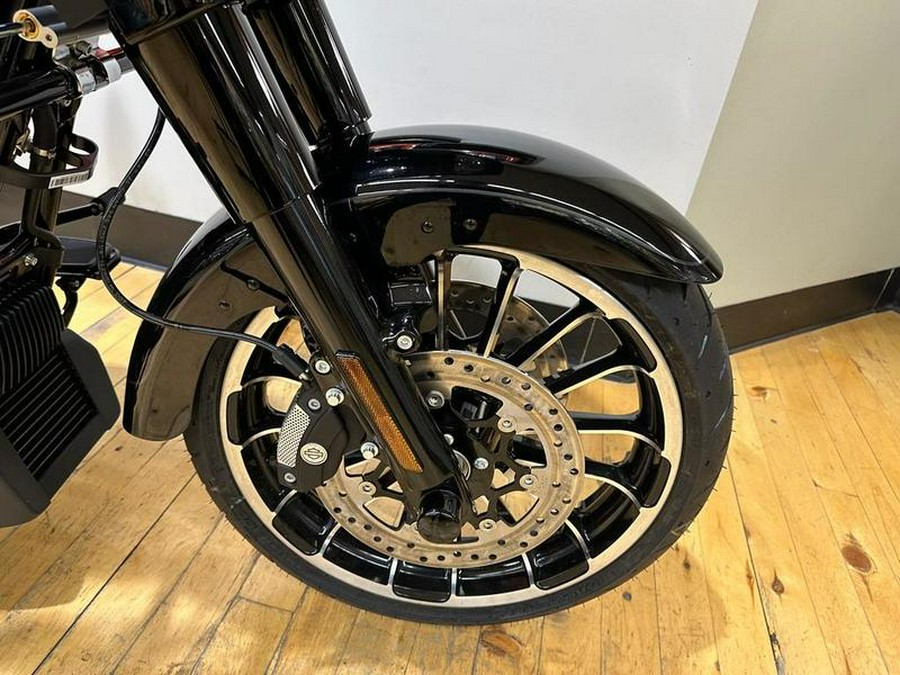 2024 Harley-Davidson® FLTRT - Road Glide® 3