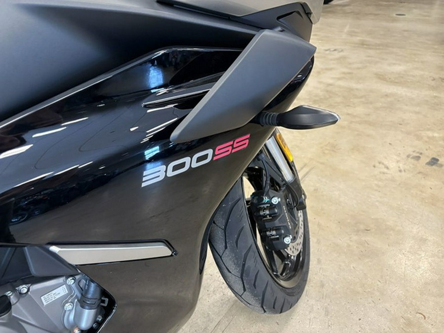 2025 CFMOTO 300SS
