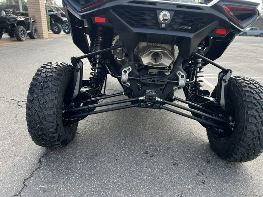 2026 Can-Am Maverick R X RS With Smart-Shox Triple Black