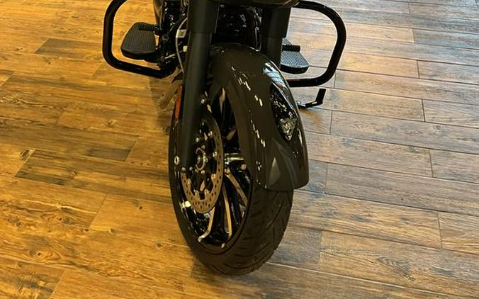 2024 Indian Motorcycle® Chieftain® Dark Horse® Granite Gray