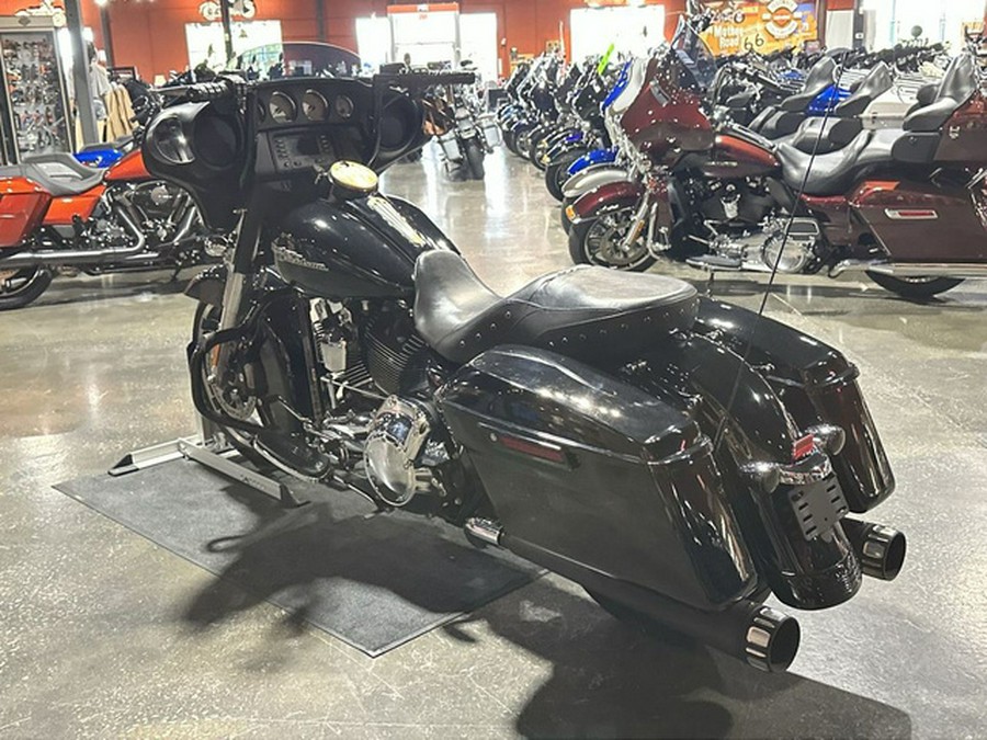 2015 Harley-Davidson FLHX - Street Glide